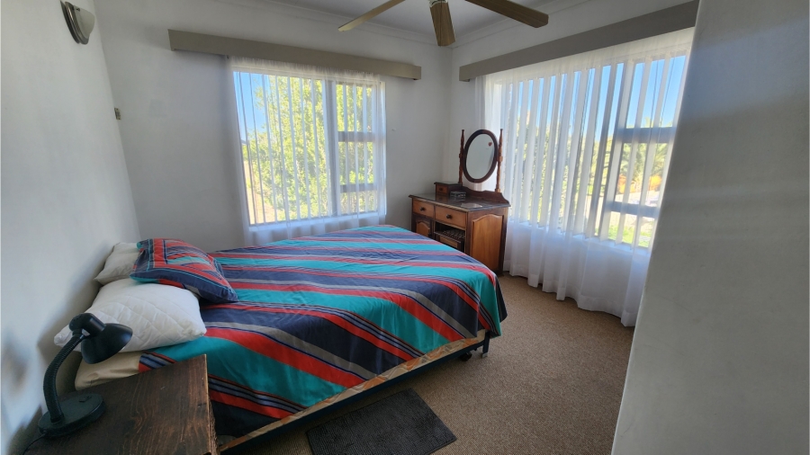 2 Bedroom Property for Sale in Sandbaai Western Cape